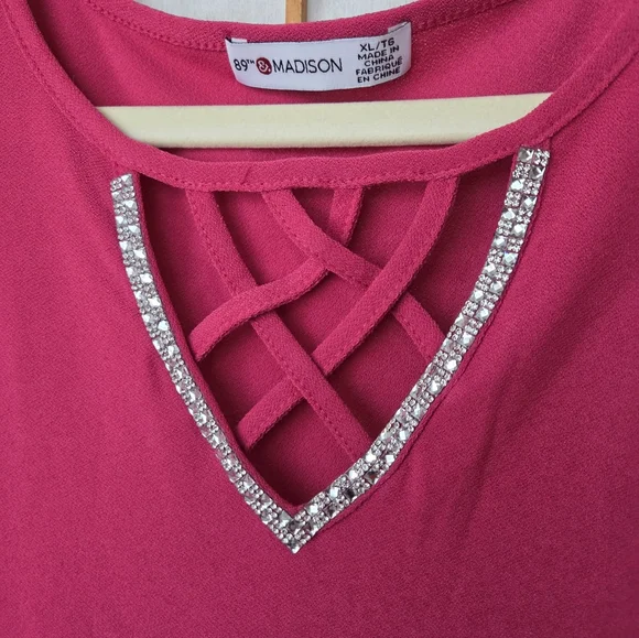 NWT WOMENS 89THANDMADISON PINK SLEEVELESS EMBELLISHED PULLOVER BLOUSE SIZE XL - Picture 3 of 5